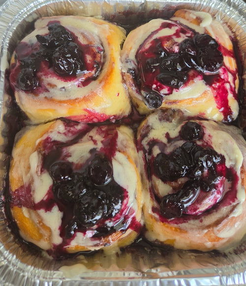 This roll is swirled with sweet blueberry filling and finished with our smooth vanilla glaze for the perfect balance of fruity and comforting.
